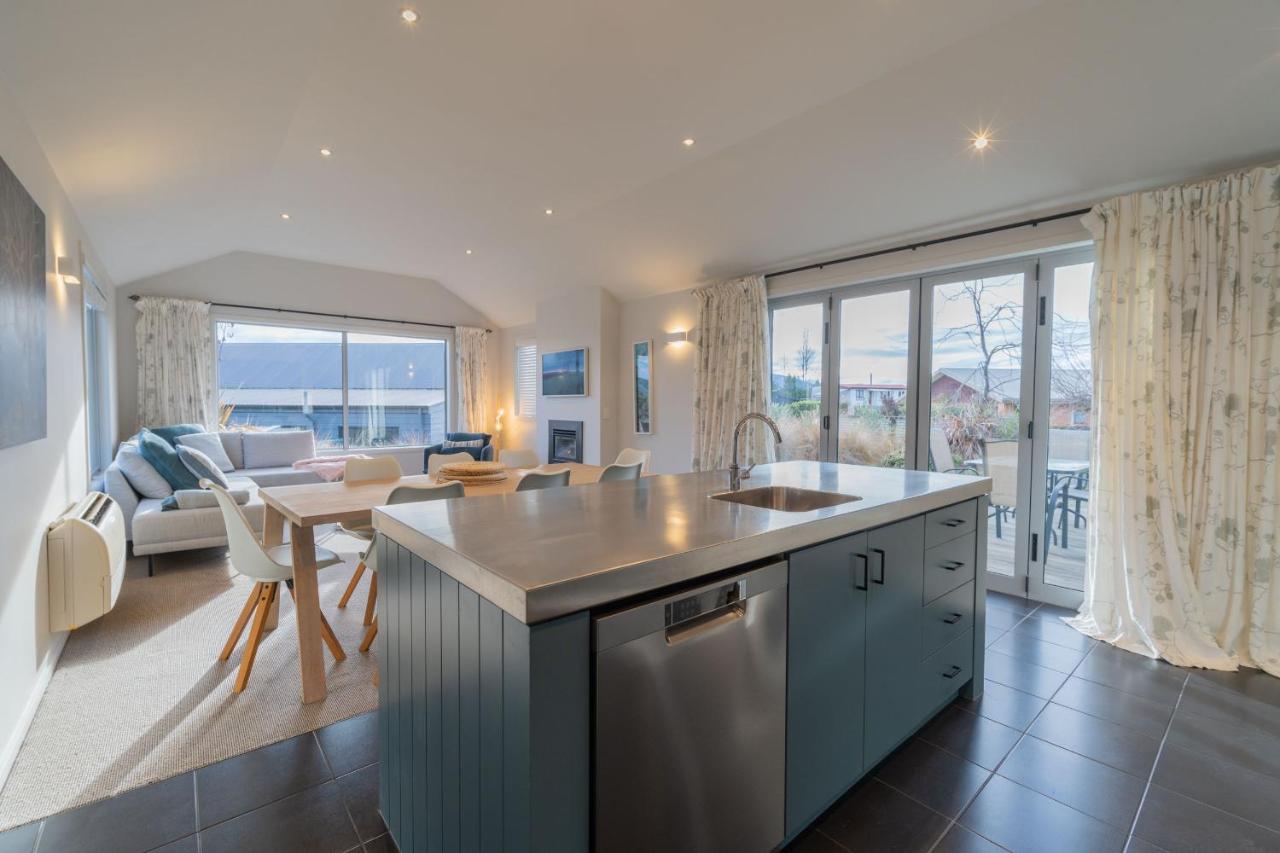 Southland Sounds - Te Anau Holiday Home Dış mekan fotoğraf