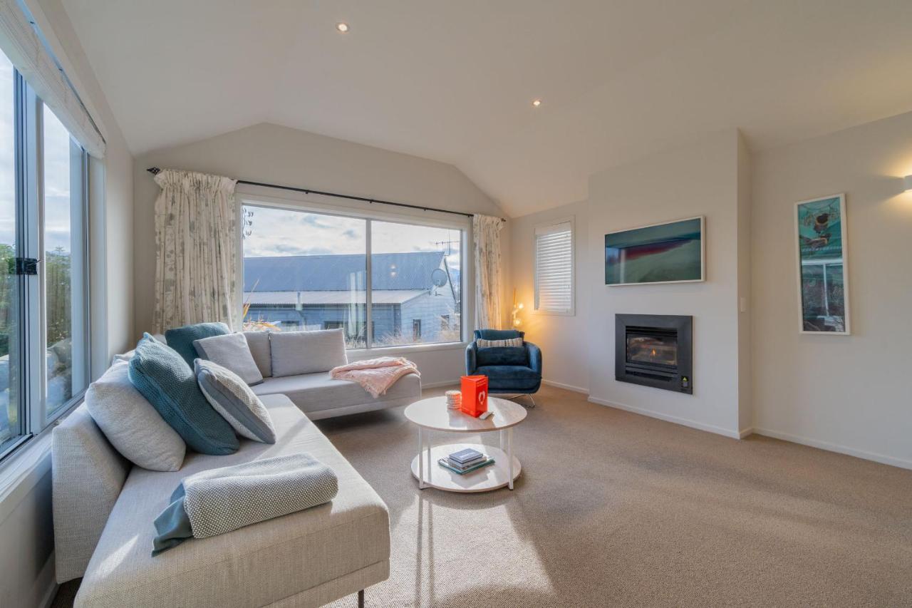 Southland Sounds - Te Anau Holiday Home Dış mekan fotoğraf