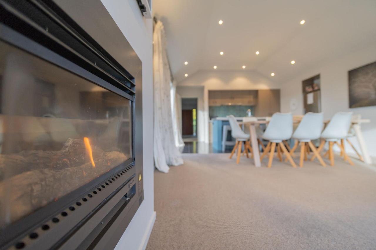Southland Sounds - Te Anau Holiday Home Dış mekan fotoğraf