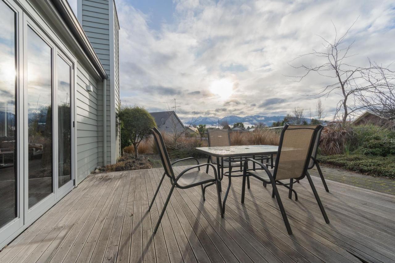 Southland Sounds - Te Anau Holiday Home Dış mekan fotoğraf